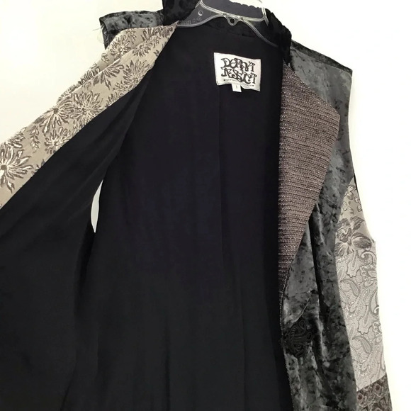 Donna Jessica Vintage Mixed Fabric & Texture Eclectic Vest Black/Gray Size 1 - Picture 7 of 7
